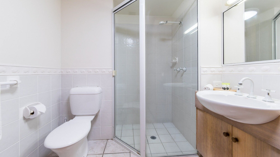 Bathroom, Magnificence at Airlie, Whitsunday