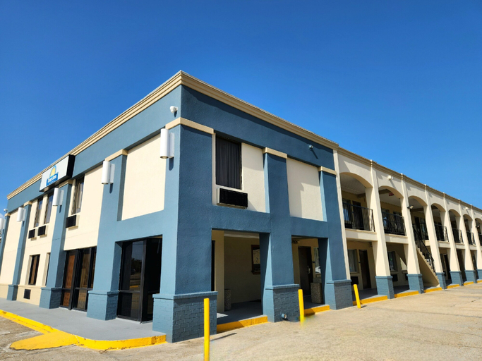 Exterior & Views 2, Days Inn by Wyndham Slidell, Saint Tammany