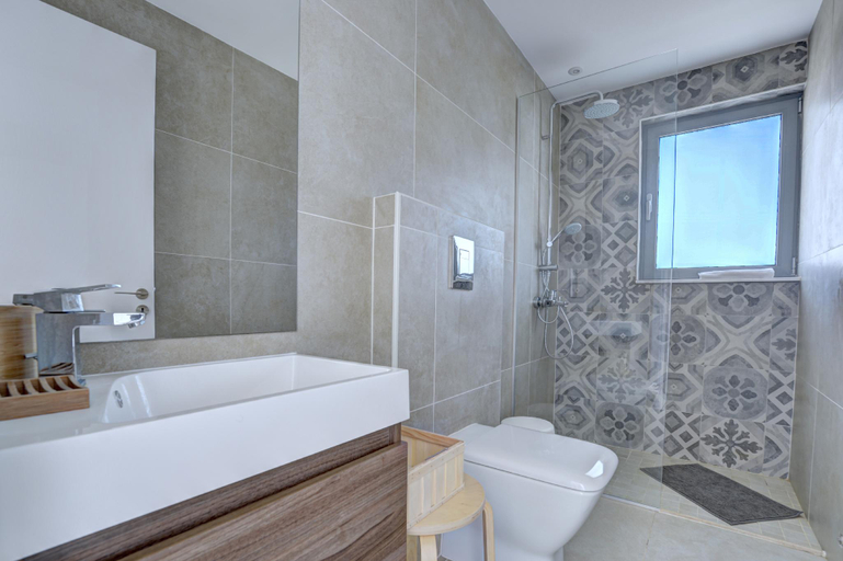 Bathroom 2, Protaras Holiday Villa Wp8