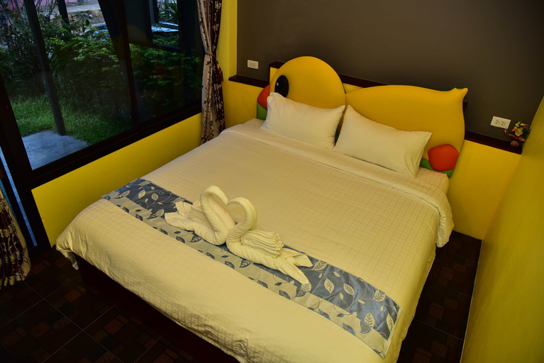Bedroom 2, Pranwimol Resort, Pran Buri