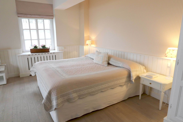 Bedroom 2, Strandhotel Glücksburg, Schleswig-Flensburg