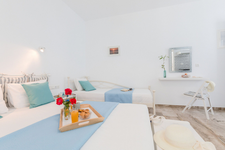 Bedroom 3, Litsa Studios, South Aegean