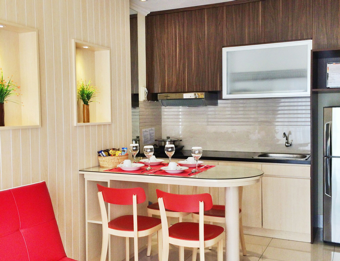 Dining Room 9