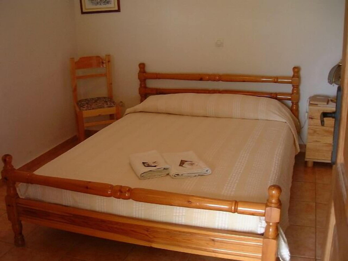 Bedroom 4, Villa Amalia, Crete