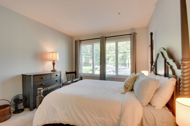 Bedroom 3, Lake Keowee Condo w/ Balcony & Community Perks, Oconee