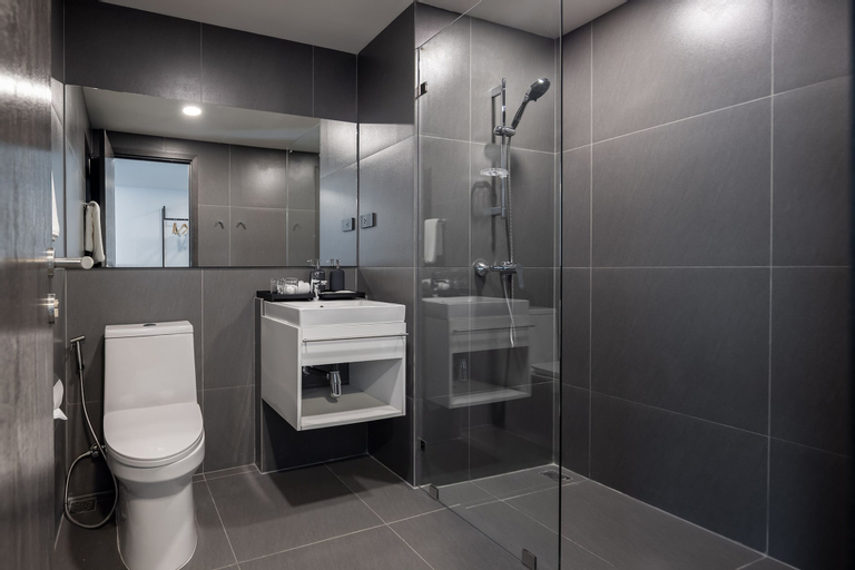 Bathroom 26