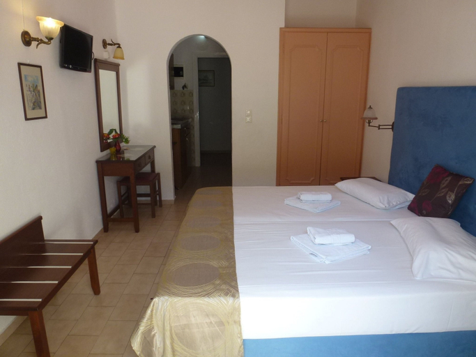Bedroom 4, Galini Studios, Ionian Islands