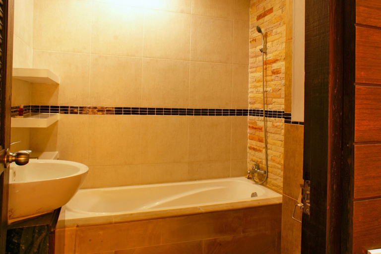 Bathroom 4, Victorian Samui Condominium, Ko Samui