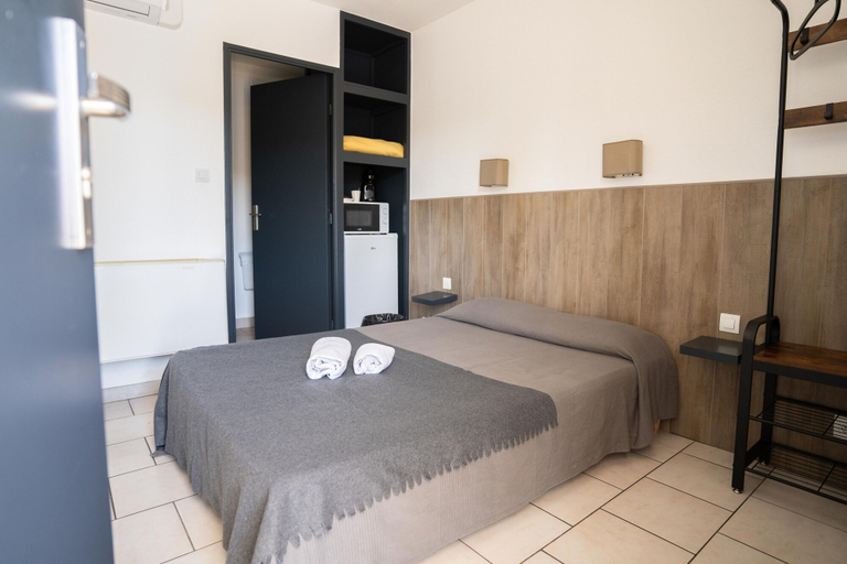 Bedroom 3, Clos la Verdiere, Bouches-du-Rhône
