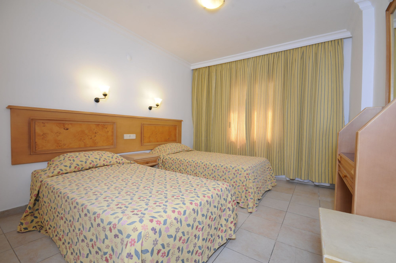 Bedroom 5, Kocer Club Apartments, Marmaris