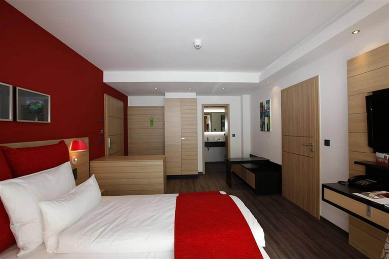 Bedroom 17