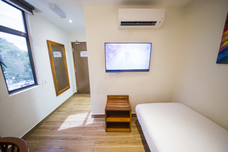 Bedroom 18