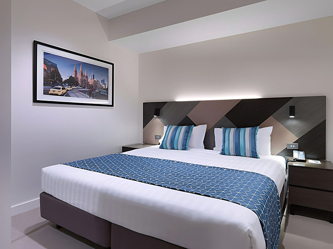 Bedroom 2, Melbourne Suites, Melbourne