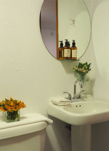 Bathroom, Comfort Reforma By The Local Way, Mexico City