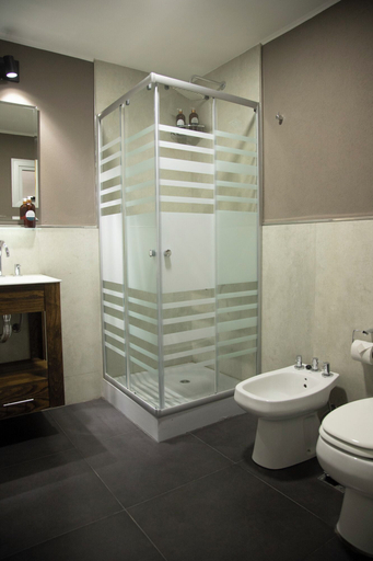 Bathroom 2, ROZAS, Esteban Echeverría