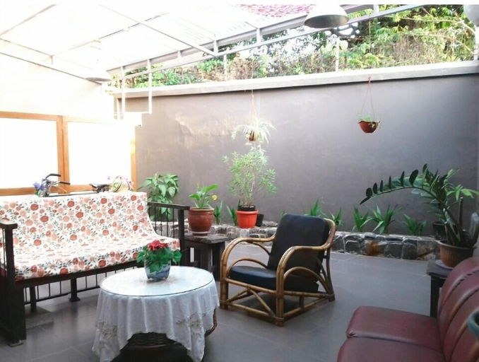 Food & Drinks 4, De Riau Cottage by HouseinBandung, Bandung