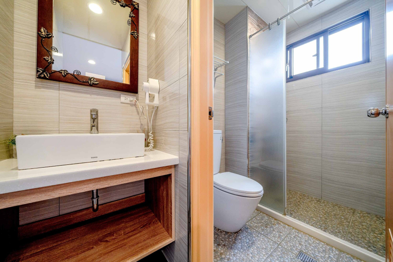 Bathroom 5, Aurora Castle, Yilan