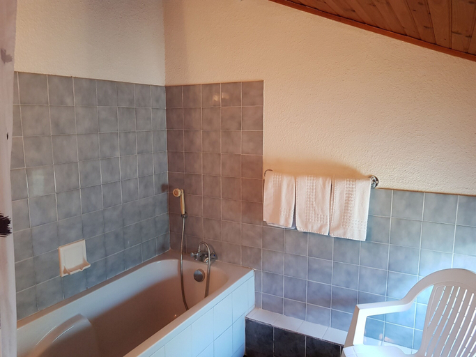 Bathroom 3, Longo Maï, Bouches-du-Rhône