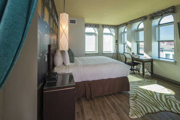 Bedroom 16