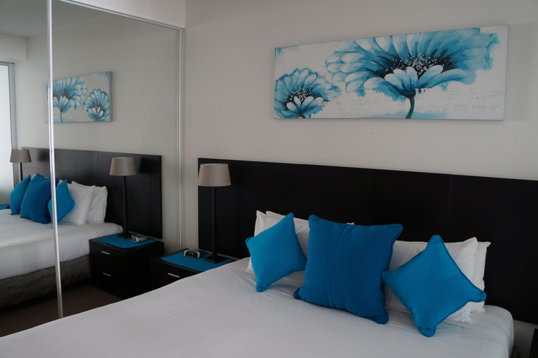 Bedroom 3, Cairns Private Apartments, Cairns