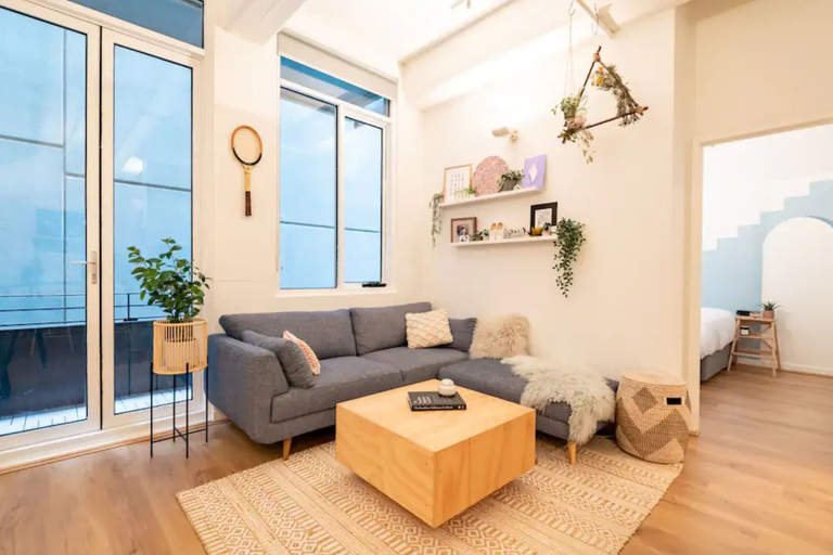 Others 3, Beautiful 1 Bedroom Apartment Next to Southern Cross Station, Melbourne