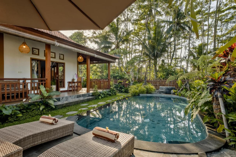 Swimming Pool 14