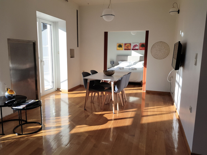 Others 5, Penthouse of light at Koukaki, Attica