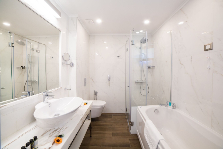 Bathroom 5, Thassos Grand Resort, East Macedonia and Thrace