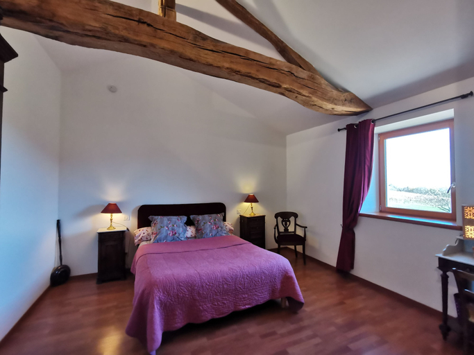 Bedroom 2, Domaine Joseph Lafarge, Saône-et-Loire