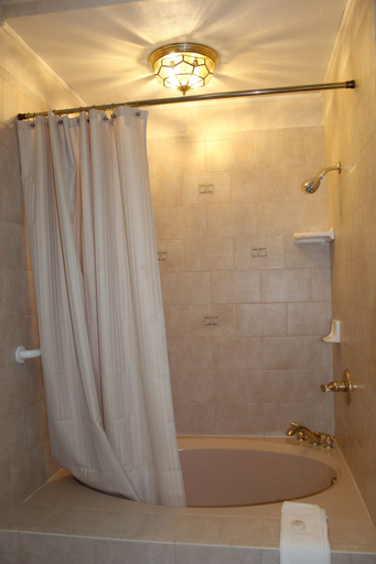 Bathroom 4, Echo Mountain Inn, Henderson