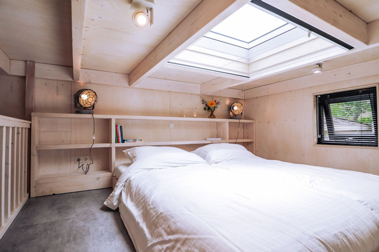 Bedroom 11