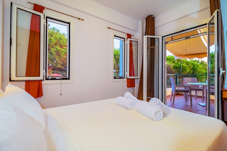 Bedroom 2, Romanos Beach Villas, Peloponnese