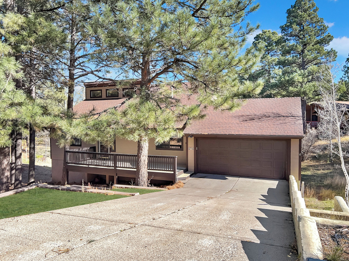 Exterior & Views, Oriole, Coconino