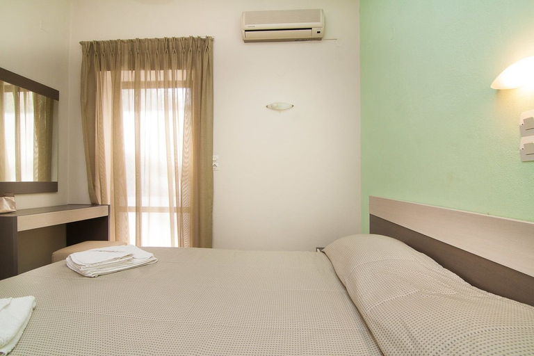 Bedroom 5, Skinos Apartments and Studios, Crete