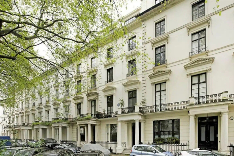 Exterior & Views 2, Modern Flat in the Heart of West London, London