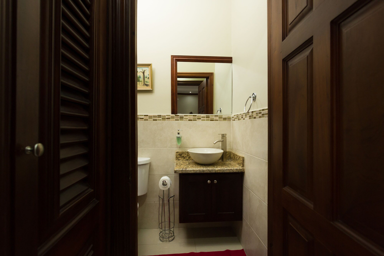Bathroom 4, New Kingston Guest Apartment at Inglaterra III