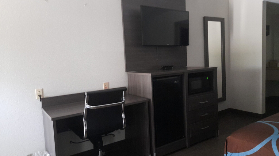 Others 5, Super 8 by Wyndham Dania/Fort Lauderdale Arpt, Broward