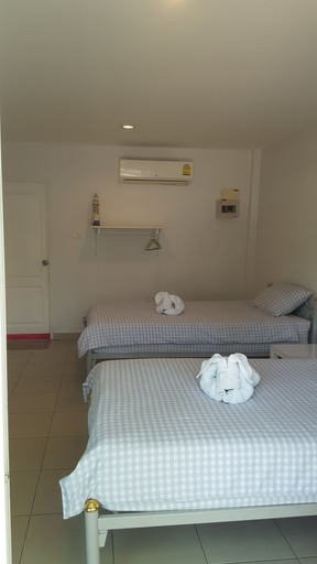 Bedroom 2, Charlie's Bungalow, Koh Si Chang