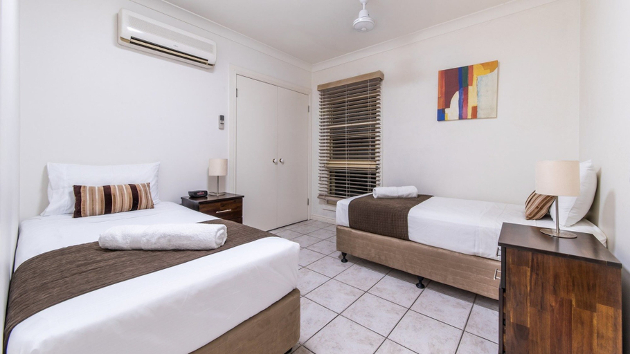 Bedroom 2, Magnificence at Airlie, Whitsunday