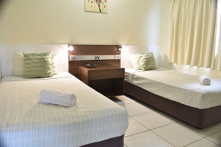 Bedroom 2, Tradewinds McLeod Holiday Apartments, Cairns