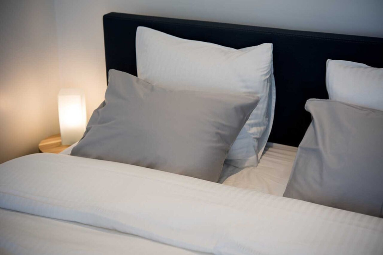 Bedroom 2, Studio Brussels Airport, Vlaams Brabant
