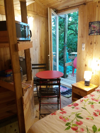 Bedroom 4, Cabane Dans Les Arbres - Le Nid Dans Le Chêne, Mayenne