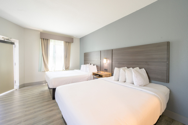 Bedroom 28