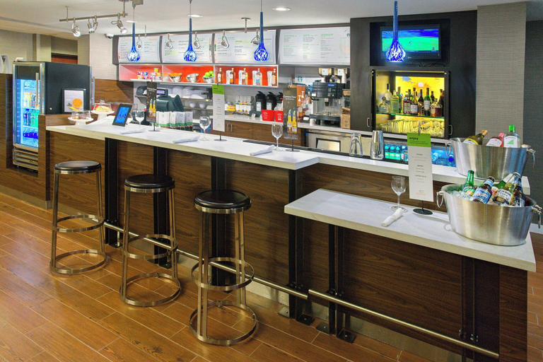 Food & Drinks 5, Courtyard by Marriott Montgomery Prattville, Elmore