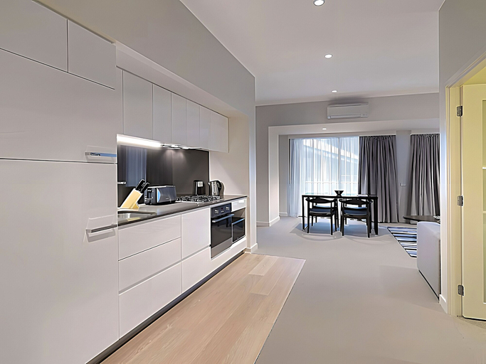 Others 5, Melbourne Suites, Melbourne