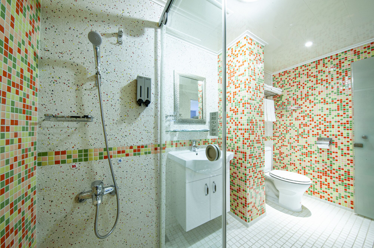 Bathroom 3, Penghu Royal, Penghu