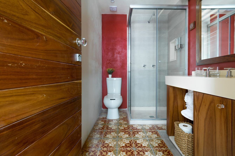 Bathroom 2, CASA SAUTO New Luxury Suite in the Heart of CDMX, Mexico City