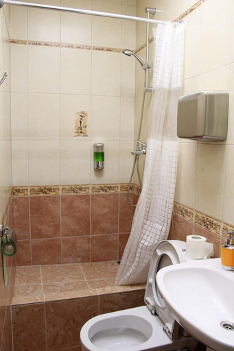 Bathroom 2, Hotel Pastel on Vosstania 1, Sankt-Peterburg gorsovet