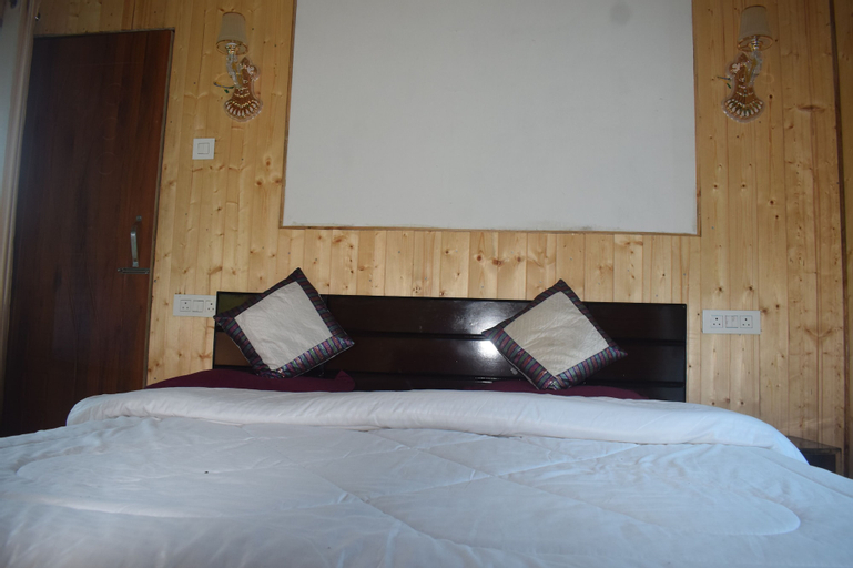 Bedroom 16