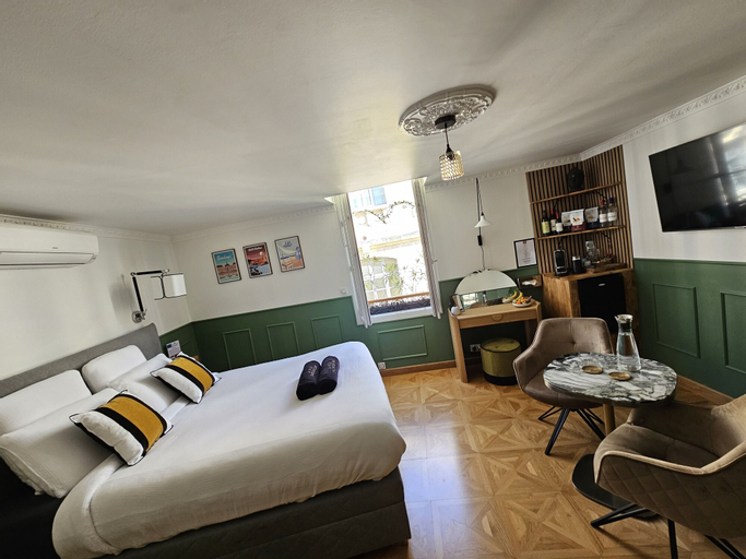 Bedroom 5, La Belle Endormie B&B, Gironde